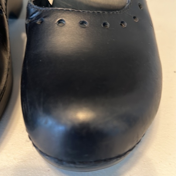 Dansko Black with cute cutout - Sz 40 US 9.5 - Picture 7 of 8